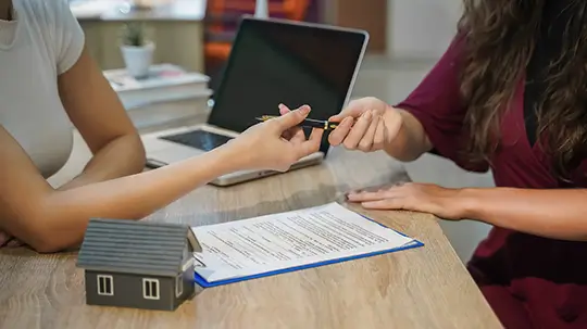 Comprar vivienda en Colombia desde el exterior